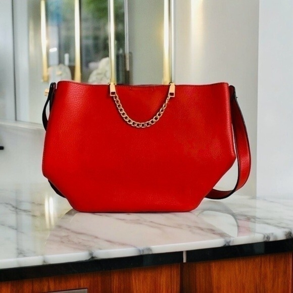 Red Vegan Leather Tote Handbag Womens Shoulder Bag Lightweight Midi Satchel NWOT